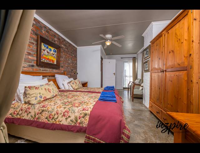 3 BEDROOM HOUSE TO LET IN DIAZ BEACH